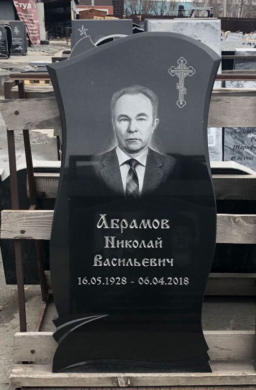 Памятник №021 из черного гранита — фото 3