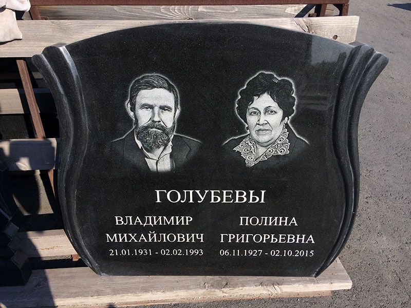 Памятник №053 из черного гранита — фото 3
